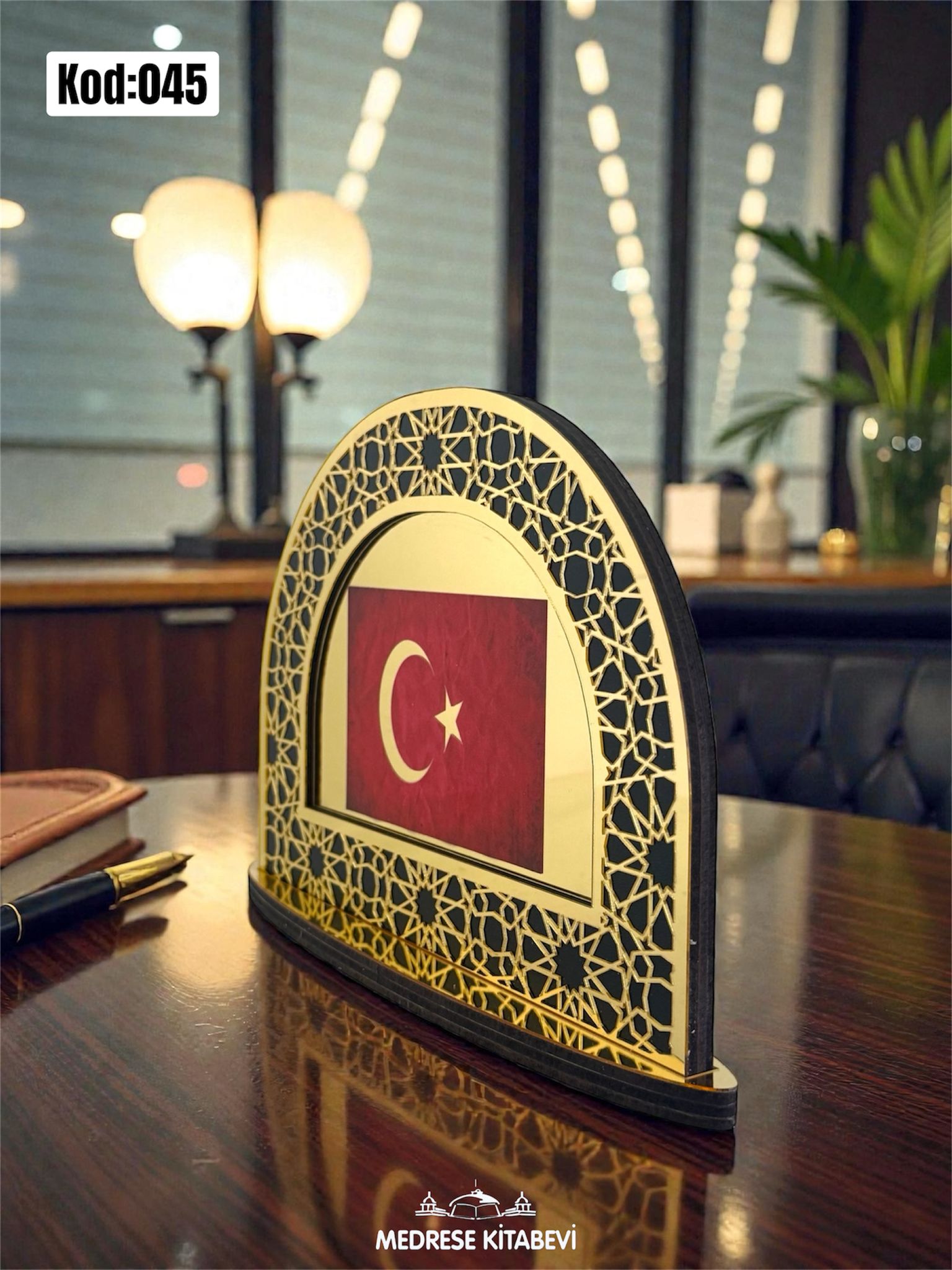 TÜRK BAYRAĞI KOD:045