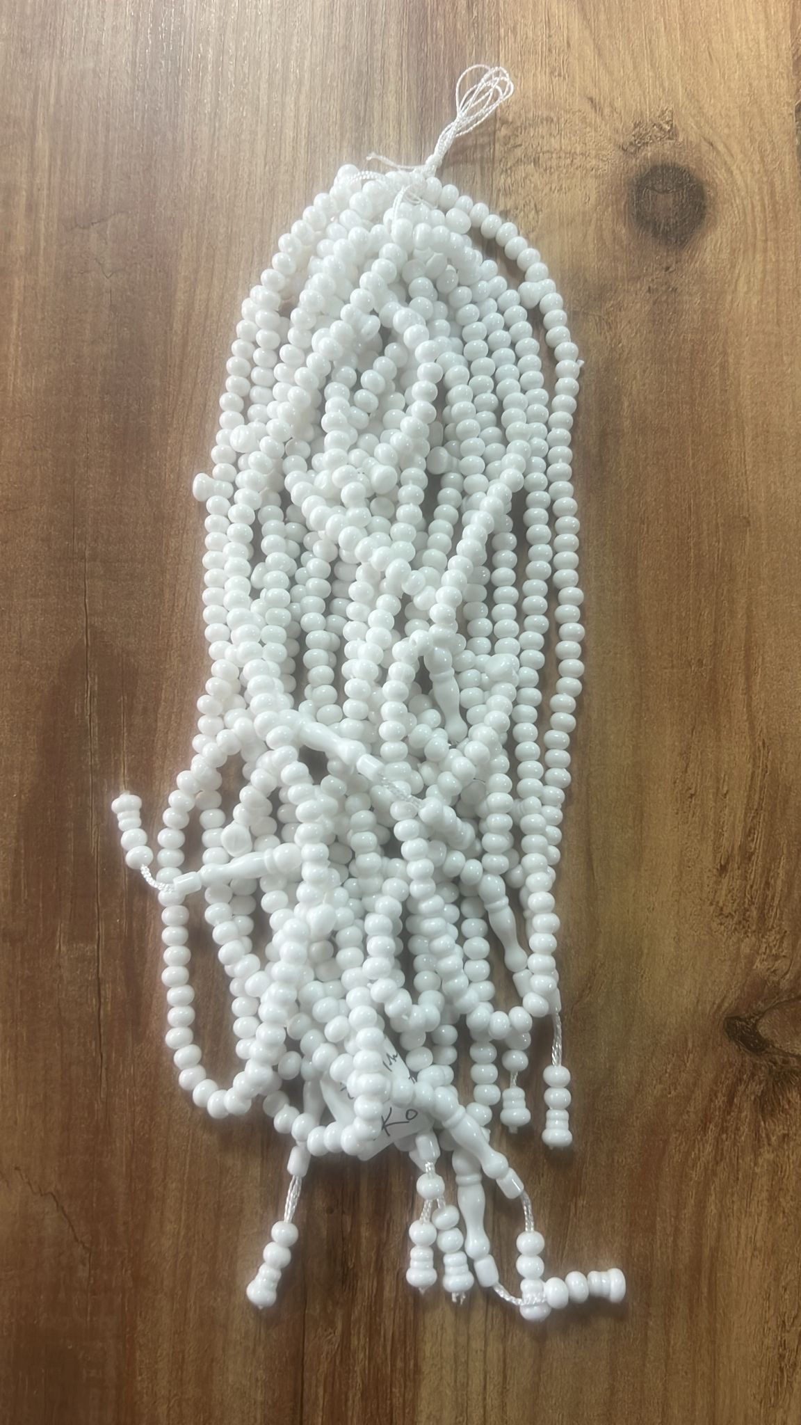 OZL TESBİH 8 MM BEYAZ KOD 148 DESTE